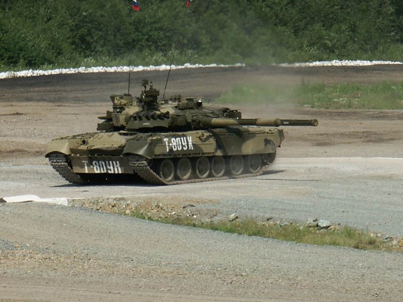 t-80uk_armyrecognition_russia_031.jpg